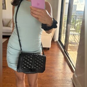 Rebecca Minkoff black quilted leather crossbody bag #glamour #minimalist
